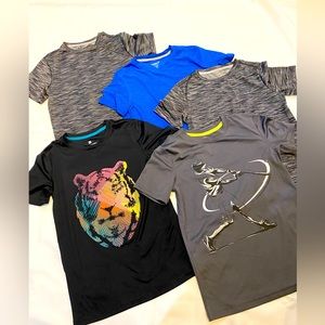 Set of 5 boys active wear tees size Medium (8)